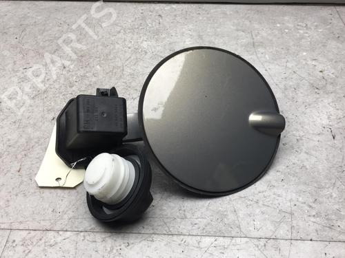 Klapa wlewu paliwa OPEL CORSA D (S07) 1.4 (L08, L68) | BP25555832C131 