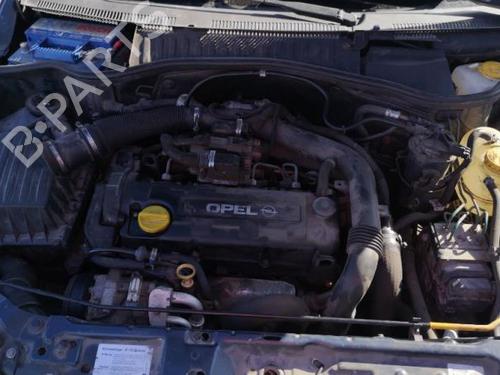 Venstre foran beltestrammer OPEL CORSA C (X01) 1.7 DTI (F08, F68) | BP25556801C87 