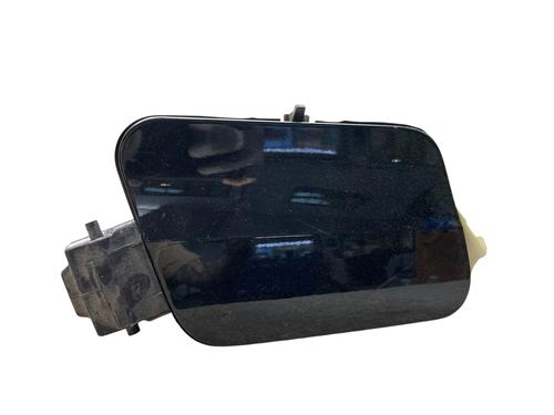 Used Fuel flap PEUGEOT 3008 II SUV (MC_, MR_, MJ_, M4_) 1.5 BlueHDi 130 (131 hp) 27605139