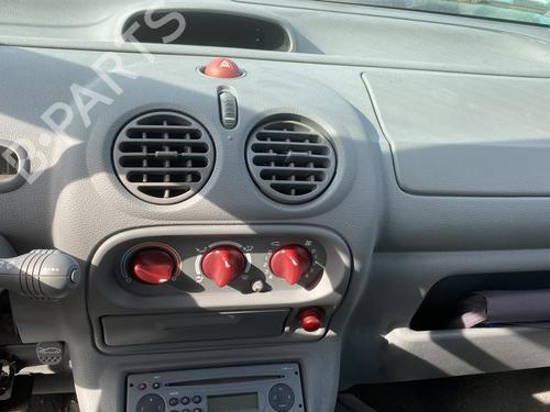 Right taillight RENAULT TWINGO I (C06_) 1.2 16V (C06C, C06D, C06K) | BP25547454C35 