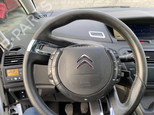 Fuse box CITROËN C4 Picasso I MPV (UD_) 1.6 HDi 110 | BP31946433E1 