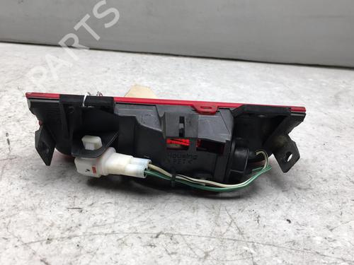 Used Third brake light Third brake light TOYOTA HIACE IV Bus (__H1_, __H2_) 2.4 TD (LXH12, LXH22) (90 hp) 25557746 25557746