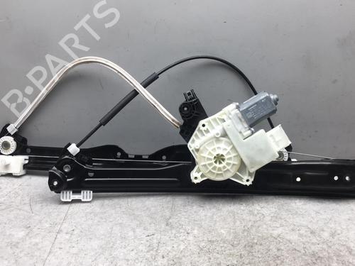 Rudehejsemekanisme Højre foran PEUGEOT 208 II (UB_, UP_, UW_, UJ_) e-208 | BP25511094C23