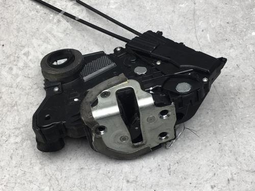Used Front left lock TOYOTA YARIS (_P9_) 1.4 D-4D (NLP90_, NLP90R) (90 hp) 25579655