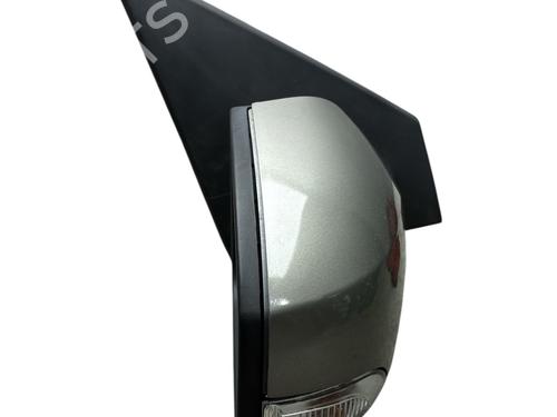 right-mirror-renault-megane-iii-hatchback-bz01_-b3_-2008-34393725 main image