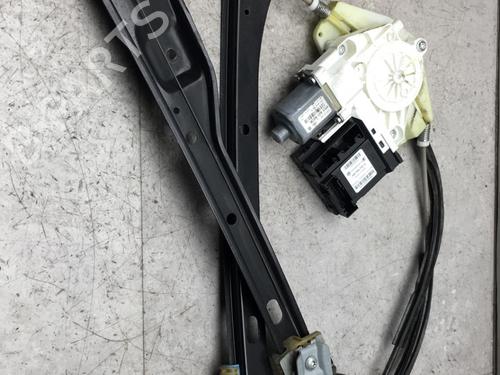 Used Front right window mechanism Front right window mechanism VW GOLF PLUS V (5M1, 521) 1.9 TDI (105 hp) 25538073 25538073