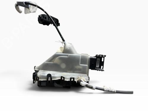 front-right-lock-citroen-c3-iii-sx-2016-40439471 main image