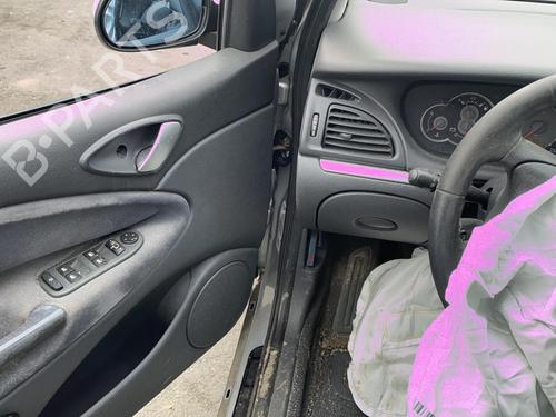 Front left lock CITROËN C5 II (RC_) 1.6 HDi (RC8HZB) | BP25552208C98 