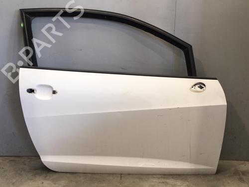 Used Right front door Right front door 25551069 25551069