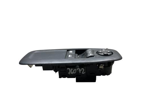 Used Left front window switch PEUGEOT 208 I (CA_, CC_) 1.2 VTI 82 (82 hp) 31377995