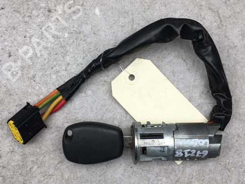 Clé de contact DACIA LOGAN (LS_) 1.5 dCi (LS0K) (68 hp) 25582021
