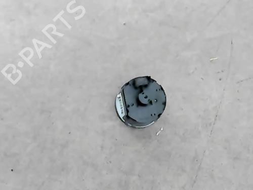 Used Headlight switch VW GOLF VI (5K1) 1.6 TDI (105 hp) 25515933