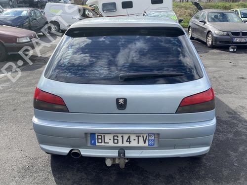 Højre baglygte PEUGEOT 306 Hatchback (7A, 7C, N3, N5) 2.0 HDI 90 | BP25551441C35 