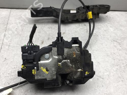 Serrure avant droite RENAULT KANGOO Express (FW0/1_) 1.5 dCi 90 (FW0G, FW05, FW08, FW11) (90 hp) 25561471