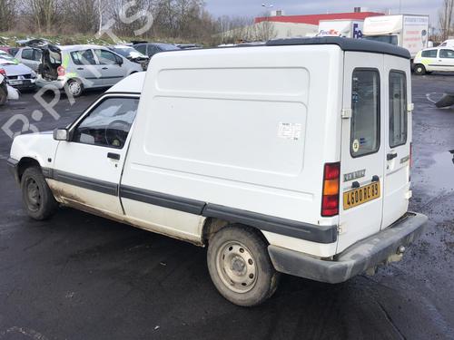 Right taillight RENAULT RAPID Box Body/MPV (F40_, G40_) 1.6 D (F404) | BP25575487C35 