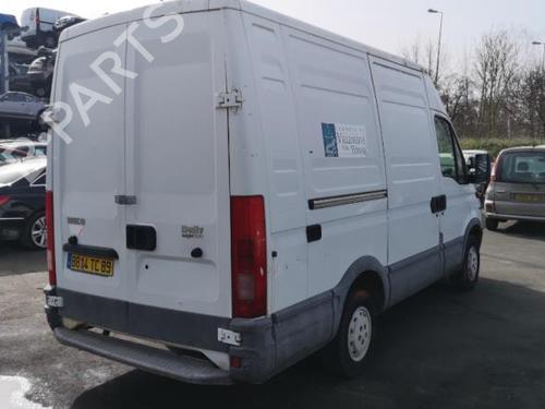 Right front indicator IVECO DAILY III Van 29 L 10 V (ALJA43A2, ALJA42A2, ALJA41A2) | BP25532095C33 - Image 13