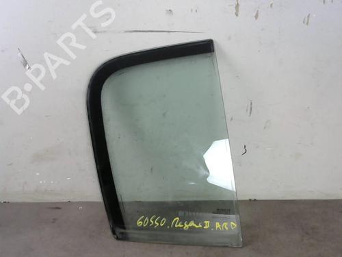 Panel rute bak høyre RENAULT MEGANE II (BM0/1_, CM0/1_) 1.6 16V (112 hp) 25560342