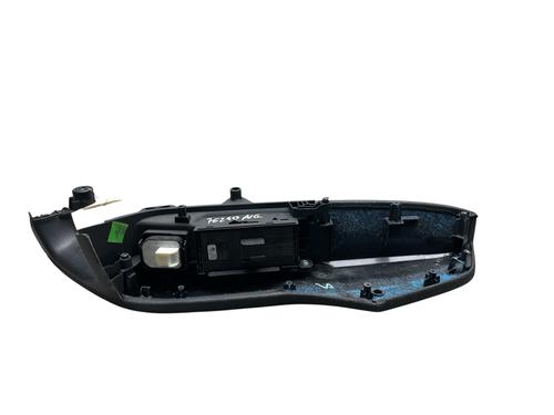 Used Left front window switch Left front window switch AUDI A3 Sportback (8VA, 8VF) 2.0 TDI (150 hp) 32264963 32264963