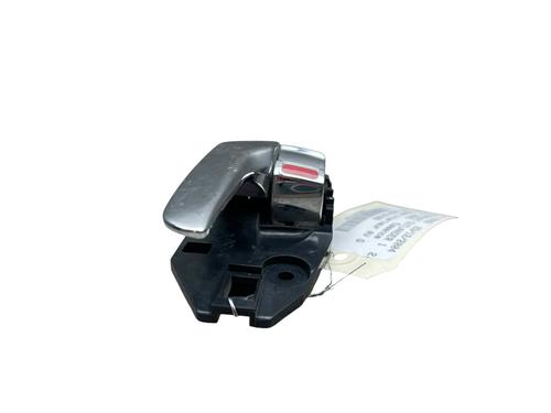 Used Front left interior door handle Front left interior door handle 25563897 25563897