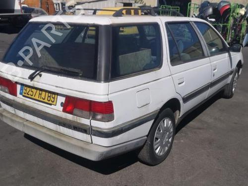 Left front indicator PEUGEOT 405 II Break (4E) 1.8 | BP25519436C32  - Image 9
