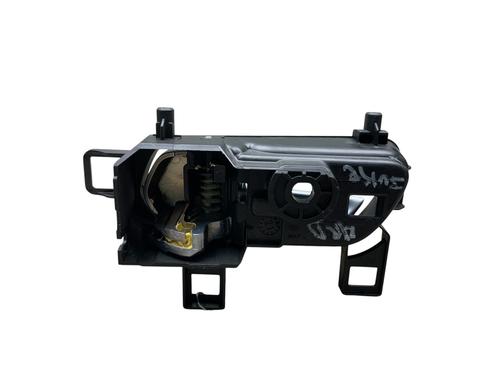 rear-right-interior-door-handle-nissan-juke-f16_-2019-27611254 main image