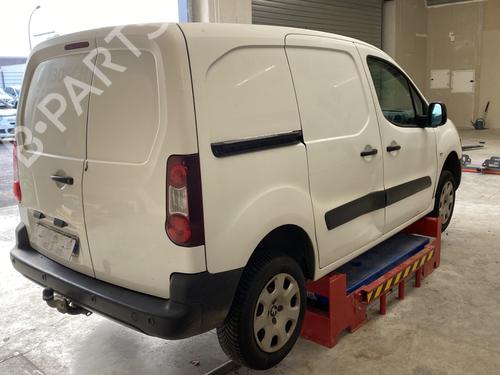 Kabinelys PEUGEOT PARTNER Box Body/MPV | BP33832355I8 - Image 32
