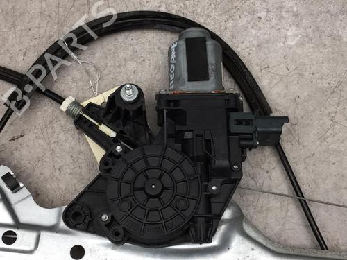 Used Front right window mechanism Front right window mechanism RENAULT MEGANE IV Hatchback (B9A/M/N_) 1.6 dCi 130 (B9A4) (130 hp) 25557614 25557614