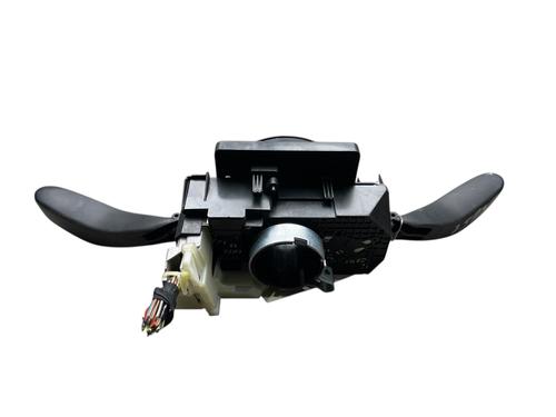 Used Steering column stalk VW POLO IV (9N_, 9A_) 1.4 TDI (70 hp) 30520771