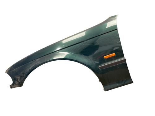 Used Left front fenders BMW 3 (E46) 320 d (129 hp) 25577396