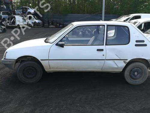 Left mirror PEUGEOT 205 II (20A/C) 1.7 Diesel | BP25577787C26 