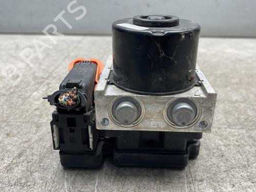 ABS Bremseaggregat TOYOTA YARIS (_P9_) 1.4 D-4D (NLP90_, NLP90R) (90 hp) 25572296
