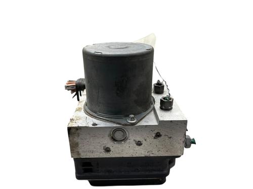 Used ABS pump ABS pump RENAULT MEGANE II (BM0/1_, CM0/1_) 2.0 dCi (BM1K, CM1K) (150 hp) 35820795 35820795