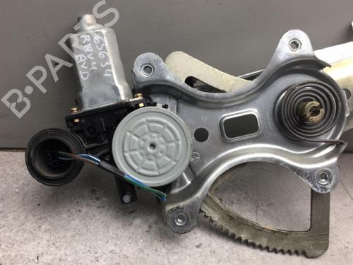 Front right window mechanism TOYOTA RAV 4 II (_A2_) 2.0 D 4WD (CLA20_, CLA21_, CLA20R, CLA21R) | BP25538322C23