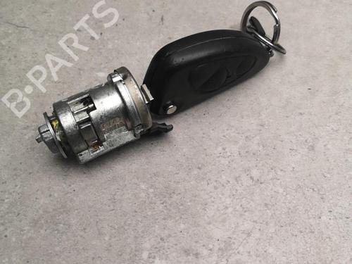 Used Ignition barrel ALFA ROMEO 147 (937_) 1.9 JTDM 8V (937.AXD1A, 937.AXU1A, 937.BXU1A) (120 hp) 25579017