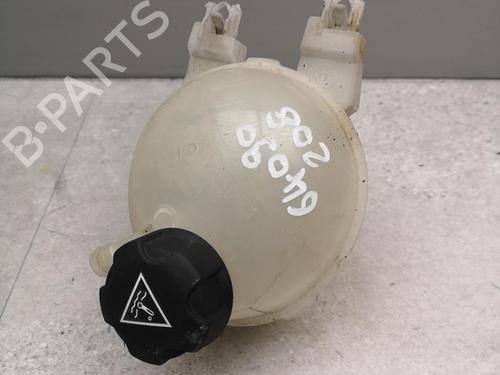 Used Expansion tank PEUGEOT 208 I (CA_, CC_) 1.2 VTI 82 (82 hp) 25554574