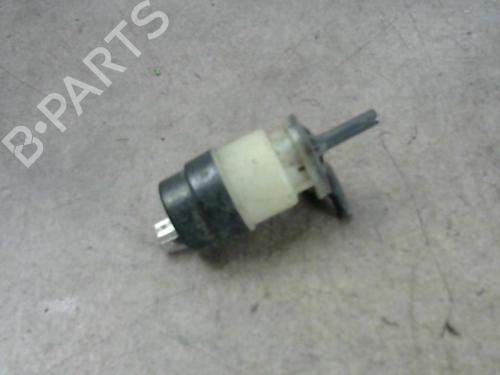 Pompe de lave-glace OPEL CORSA B (S93) 1.2 i (F08, F68, M68) (45 hp) 25532576
