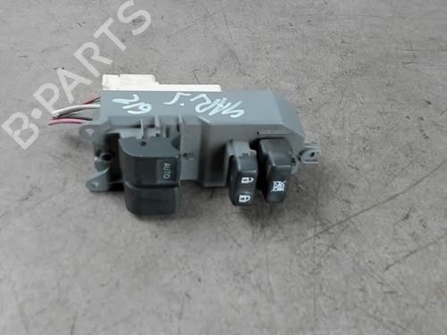 Used Left front window switch Left front window switch TOYOTA YARIS (_P9_) 1.4 D-4D (NLP90_, NLP90R) (90 hp) 25517811 25517811