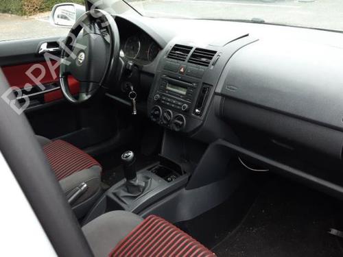 Front left exterior door handle VW POLO IV (9N_, 9A_) 1.4 TDI | BP24780270C128