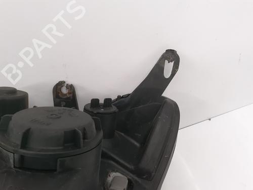 Used Right headlight Right headlight CITROËN C5 I (DC_) 2.2 HDi (DC4HXB, DC4HXE) (133 hp) 30517919 30517919