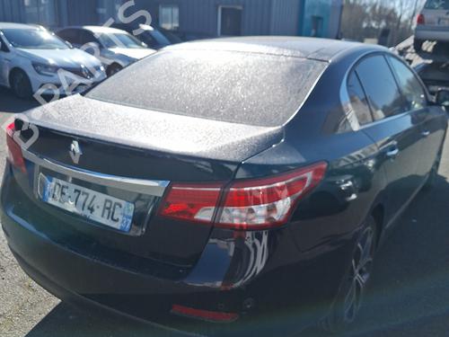 Brugte RENAULT LATITUDE (L70_) 2.0 dCi 175 (L70Y, L734) 4503708