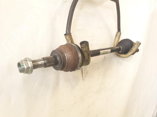 Left rear driveshaft MG MG 4 (EH32) EV | BP30561361M40 - Image 3