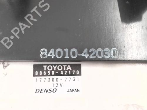 AC Styreenhet / Manøvreringsenhet TOYOTA RAV 4 II (_A2_) 2.0 D 4WD (CLA20_, CLA21_, CLA20R, CLA21R) (116 hp) 24780908