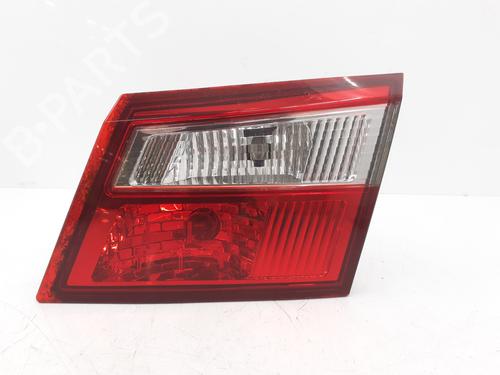 Used Right tailgate light RENAULT LATITUDE (L70_) 2.0 dCi 150 (L70H) (150 hp) 30726211