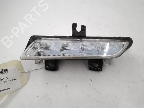 Høyre posisjonslys RENAULT CAPTUR I (J5_, H5_) 1.5 dCi 90 (J5N4, J5M5, J5MW, J5M6, J5AL, J5AJ) (90 hp) 30814230