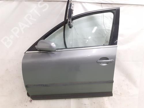 Dør venstre foran VW PASSAT B5.5 (3B3) 1.9 TDI (101 hp) 24772237