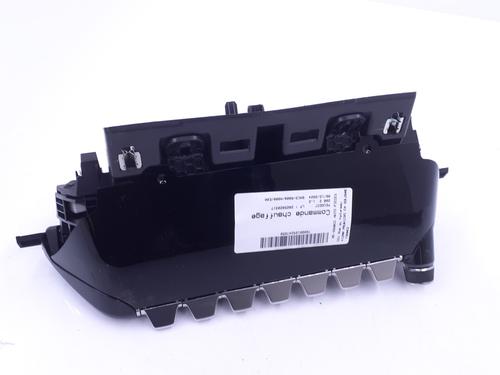 Climate control PEUGEOT 208 II (UB_, UP_, UW_, UJ_) 1.2 Hybrid 100 | BP30261186I5 