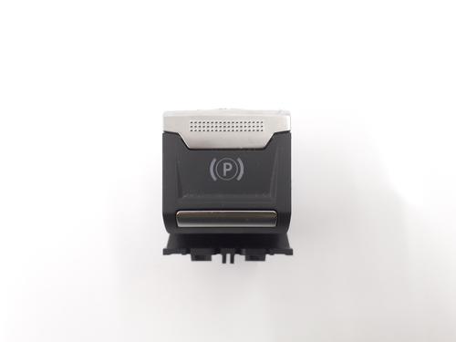 switch-peugeot-3008-ii-suv-mc_-mr_-mj_-m4_-2016-31009951 main image