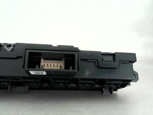 warning-switch-renault-zoe-bfm_-2012-24778918 main image