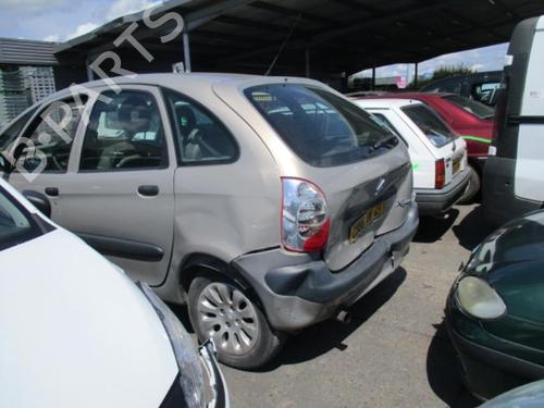 Scheinwerfer links CITROËN XSARA PICASSO (N68) 2.0 HDi | BP24774224C28 