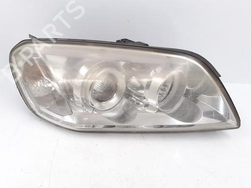 Used Right headlight CHEVROLET CAPTIVA (C100, C140) 2.0 D 4WD (150 hp) 30486130